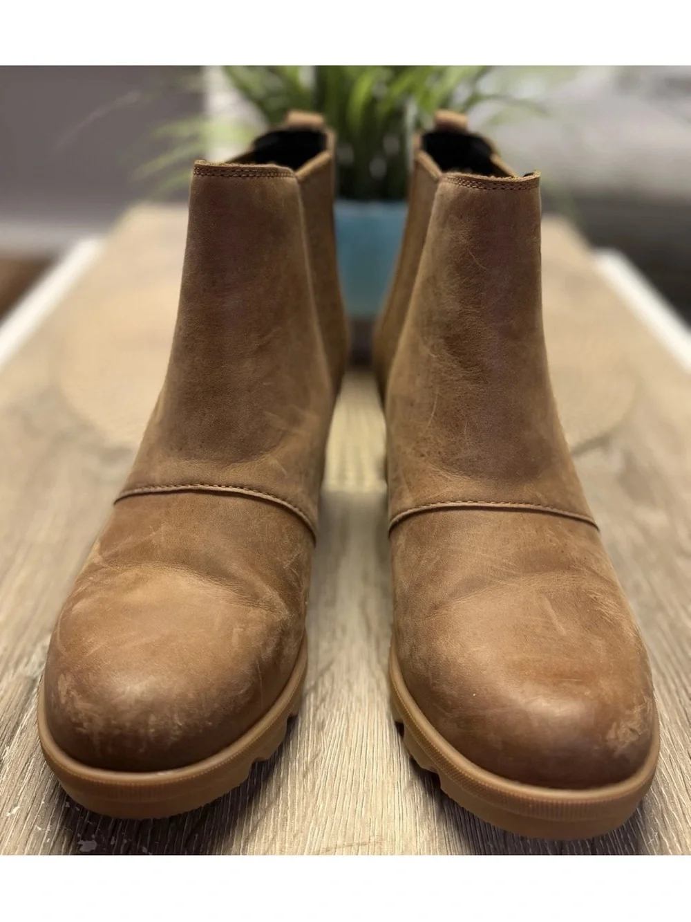 Sorel Women's Joan Rhapsody Chelsea Wedge Boots Size 8